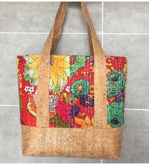 Tourist Travel Bag (18-1/2 x 12 x 7), by Jessica Vandenburgh for Sew ...